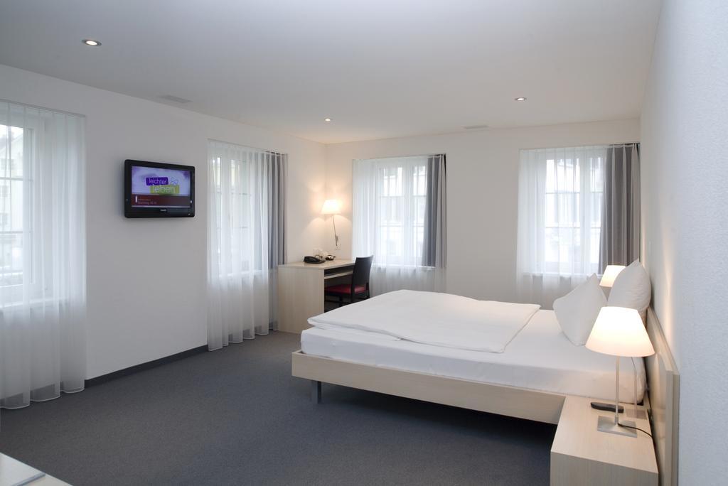 Hotel Ochsen Uster Oda fotoğraf